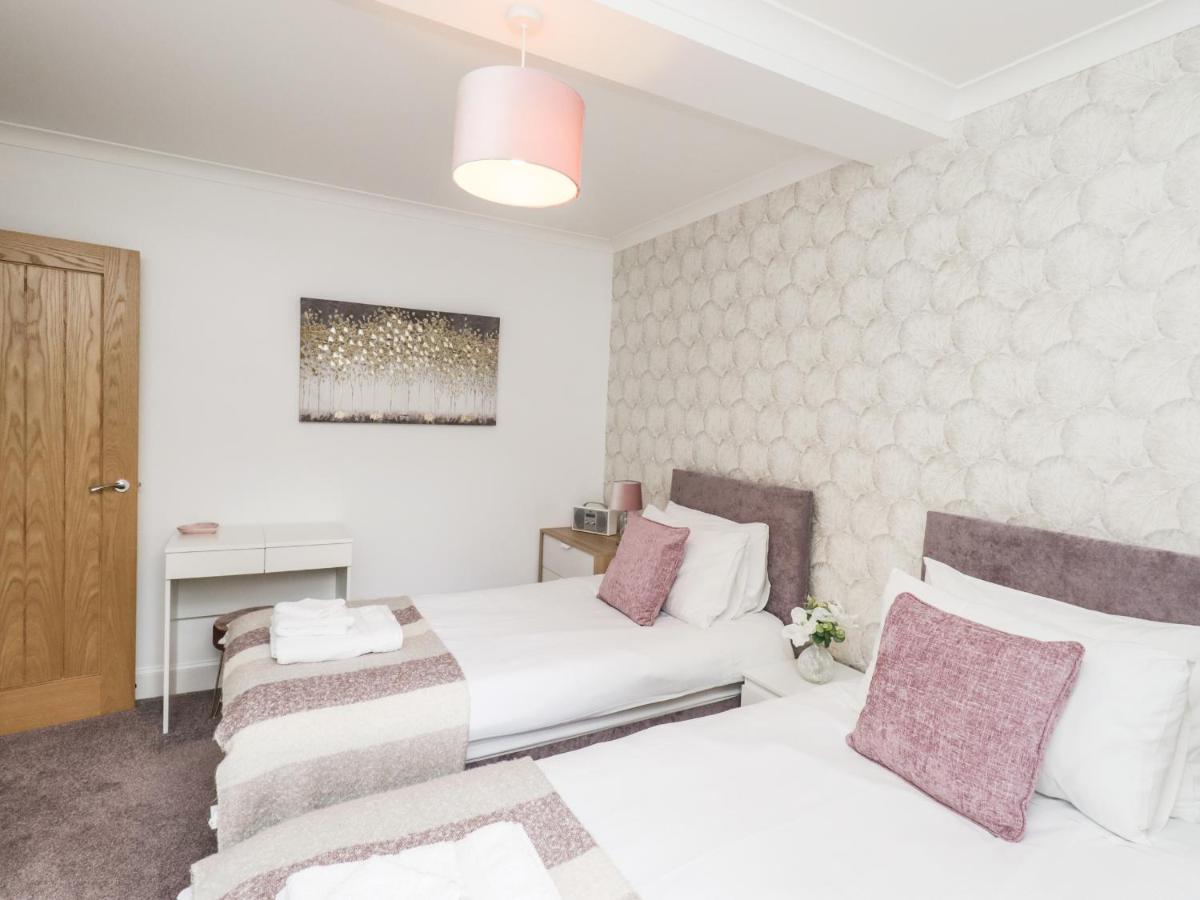 Simply Suite Castle Douglas Exterior foto